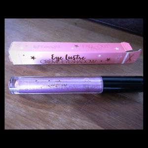 Eye Lustre Creme eyeshadow
